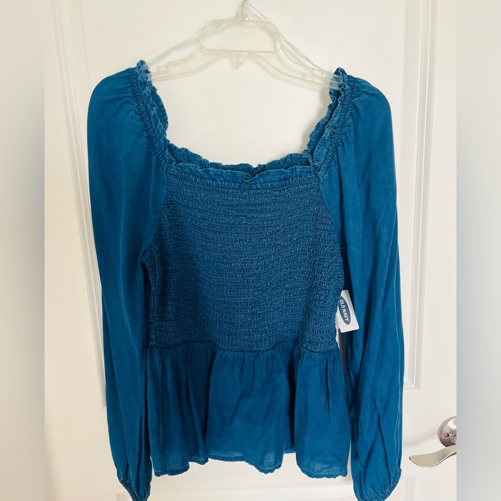 Old Navy Top - Medium
